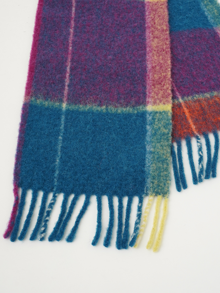 1／8アルパカウール ブークレ起毛チェックマフラー