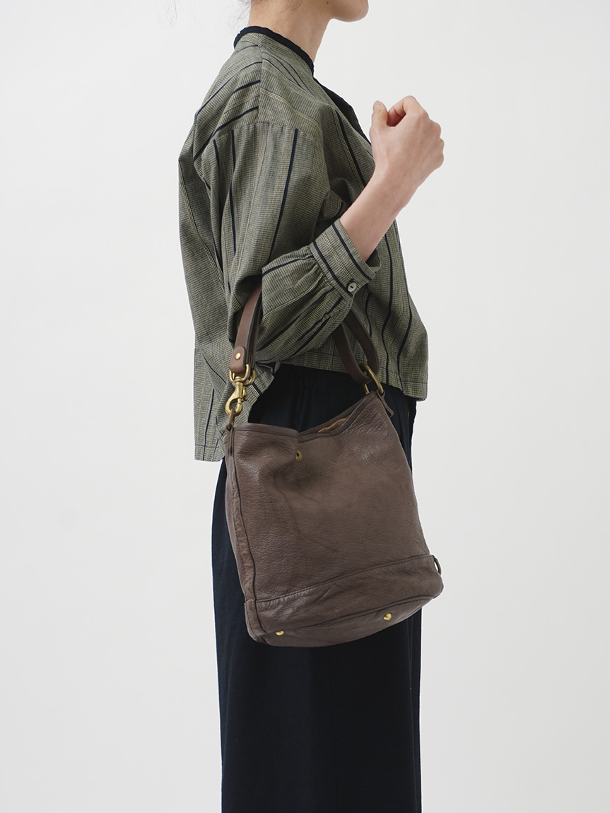 Syuroゴート革 肩かけバッグ パラスパレス バッグ Syuroゴート革 肩かけバッグ パラスパレス バッグ