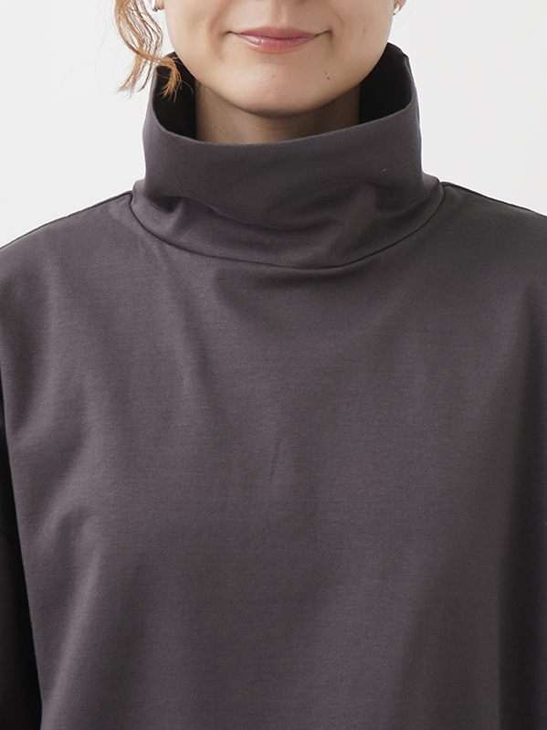 綿ポンチ タートル襟プルオーバー