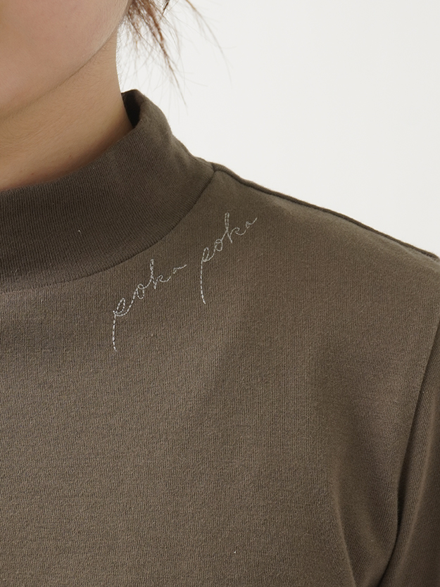 コットン天竺 ハイネック刺繍長袖Tシャツ