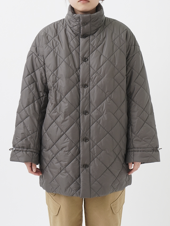 リコンフィータフタ　キルティング ハーフ コート リコンフィータフタ キルティングハーフコート