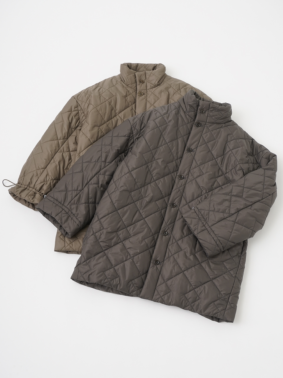 リコンフィータフタ キルティングハーフコート
