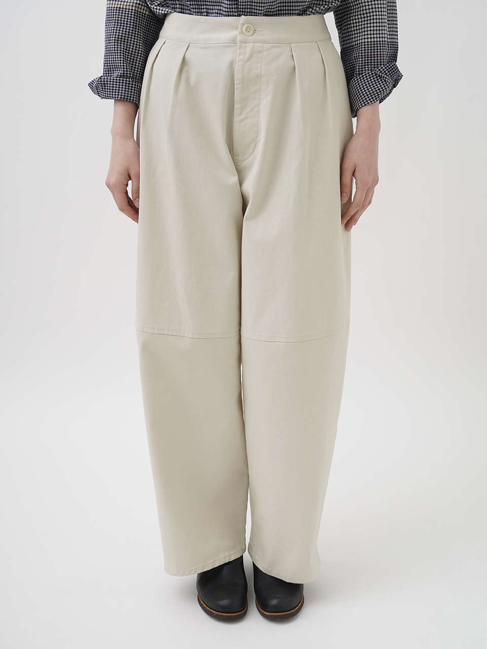 20チノラファーピーチ バルーンパンツ