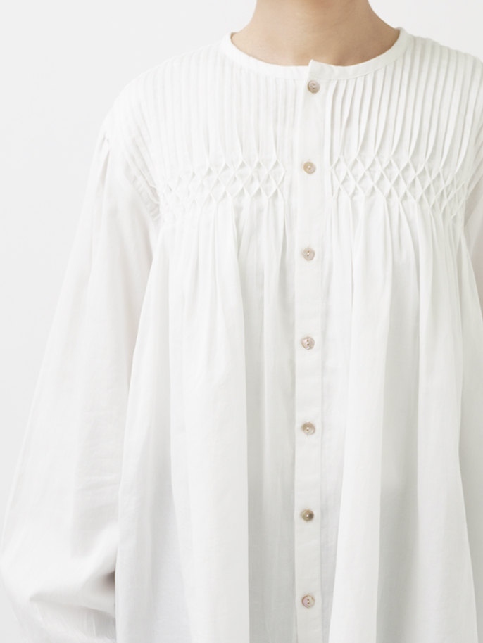 60Sサテン タック＆スモッキングブラウス