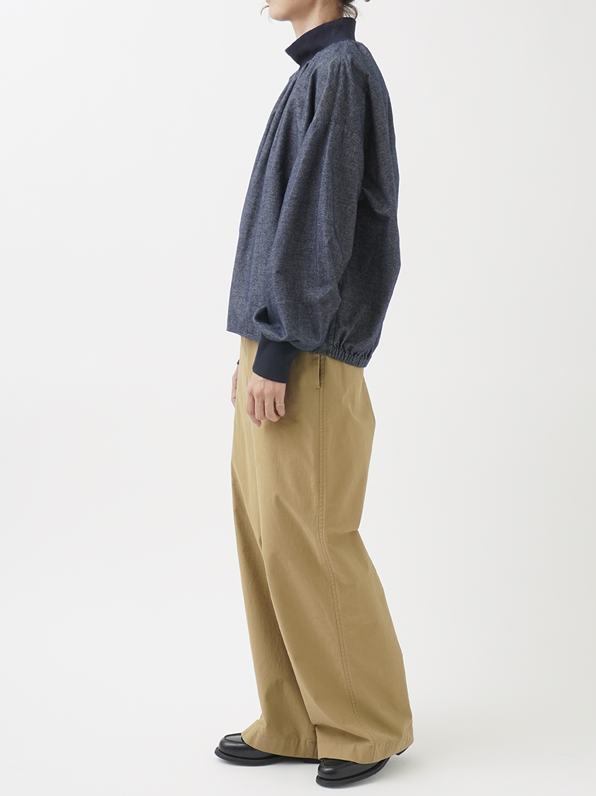 スエードタッチネル リブタートル襟ブラウス