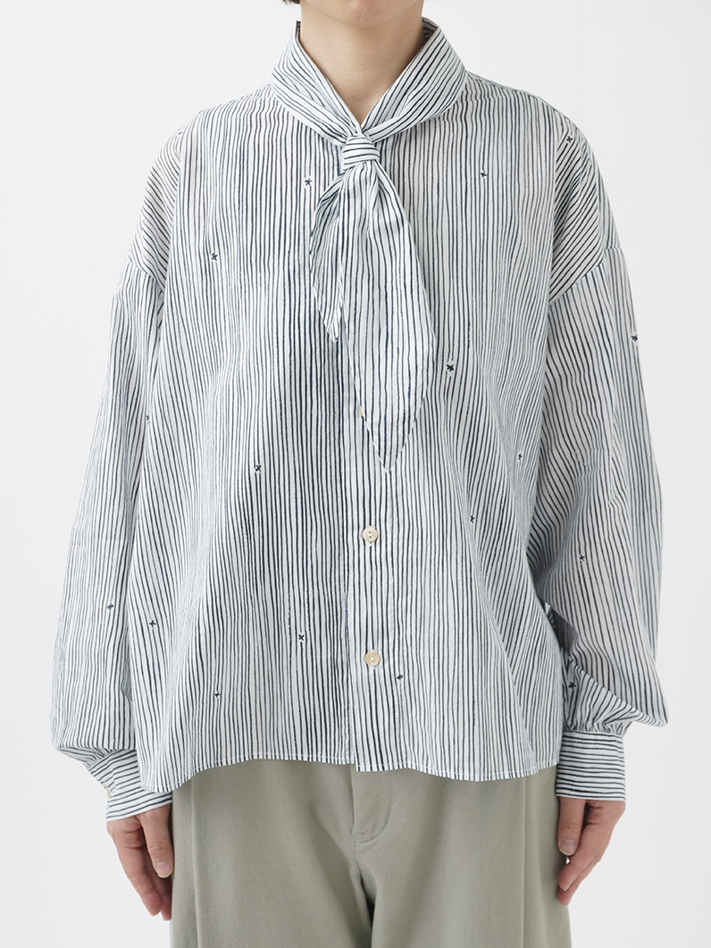 リボン Maia/マイア（Gray）サテンリボンバレエスニーカー -Lucida