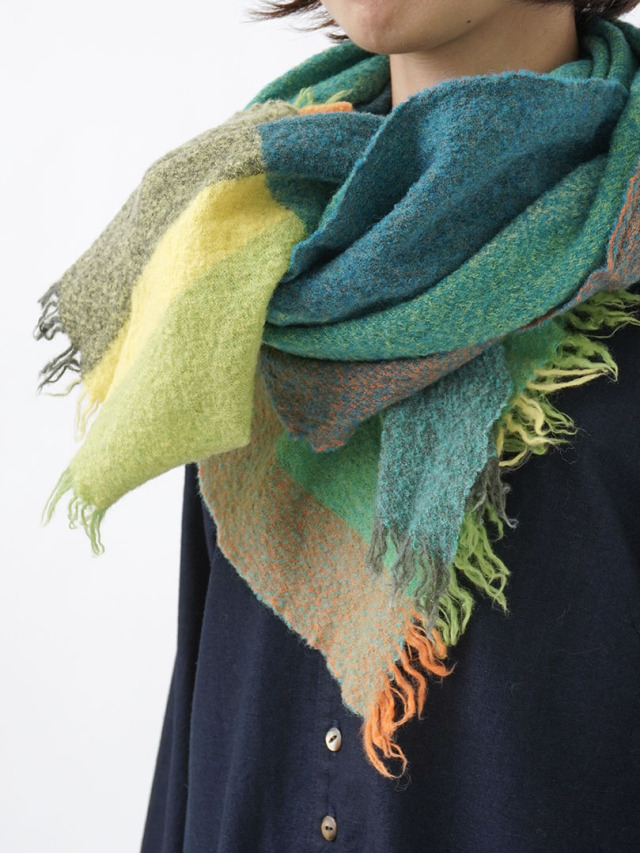 ウール縮絨ストール 