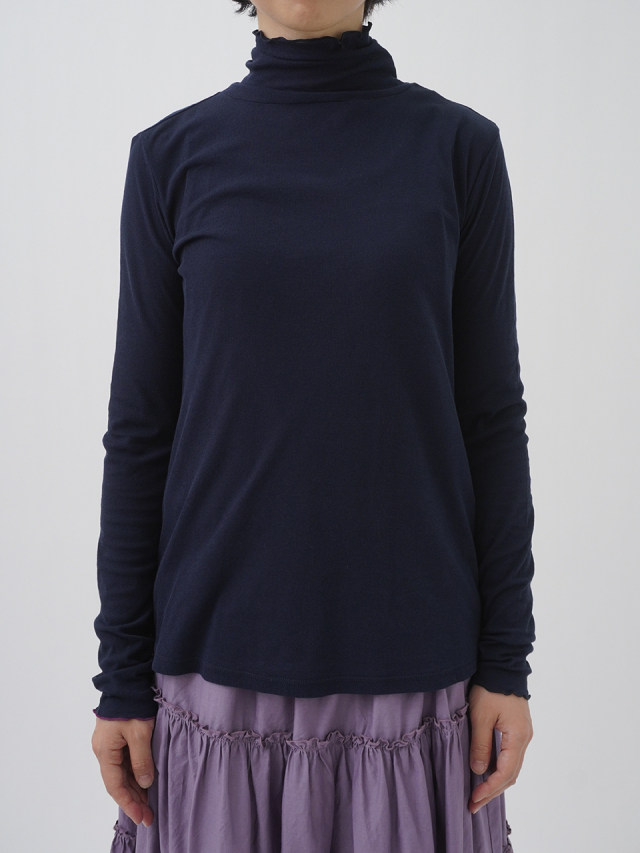 ８０／－シアーストレッチフライス　タートルネックＴシャツ