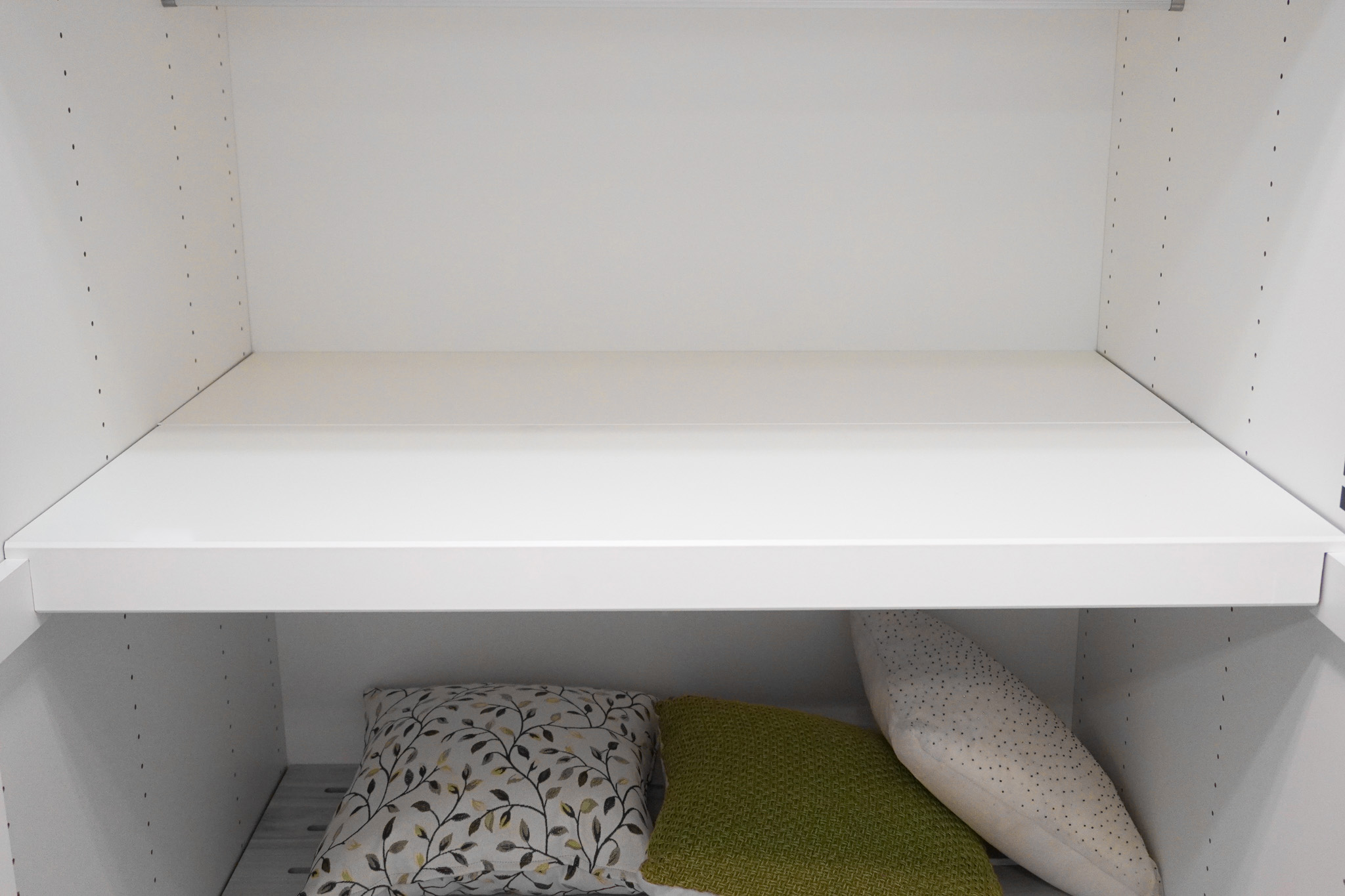 棚板（布団収納用）