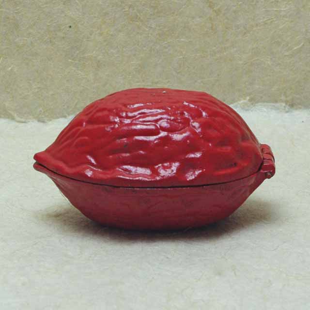 フランスブロカント　1960年代　クルミ割り(赤）