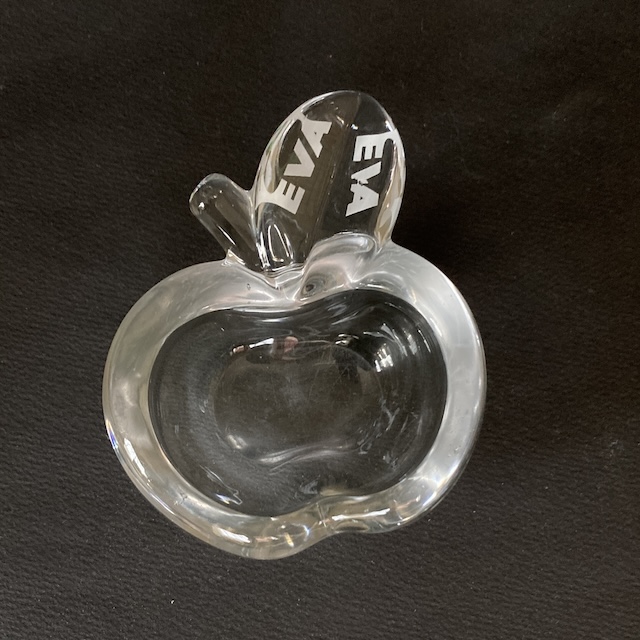 フランス　ブロカント　クリスタル製　りんご灰皿　（EVA)