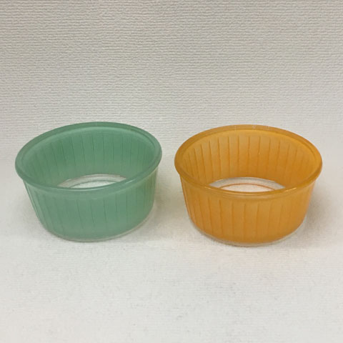 フランス製 オールド・デュラレックス　　ココット皿　(ミントグリーン,オレンジ)