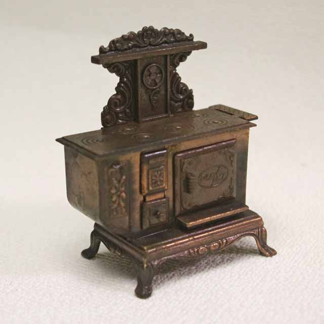 フランス　ブロカント　キッチンストーブ形　鉛筆削り