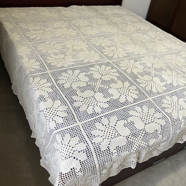 フランス ブロカント　手編みレース　ベッドカバー（250×250）