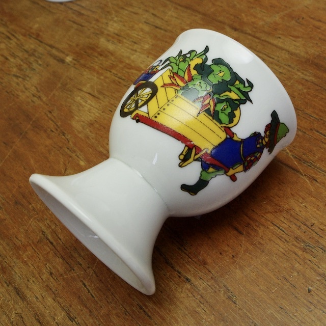 フランスブロカント エッグスタンド（コミック)