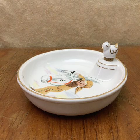 フランスブロカント ベビー用保温皿（少年と馬）