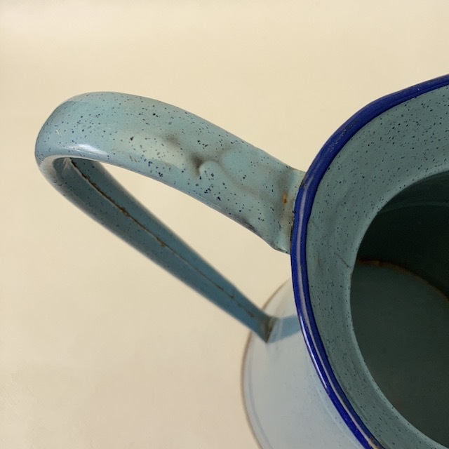 フランスブロカント ホウロウ ピッチャー