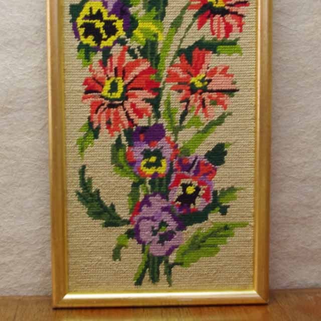 クロスステッチ額 クロスステッチ刺繍額 お花の荷車 - メルカリ