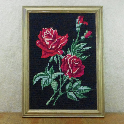 赤いバラ 刺繍 （クロスステッチ）額入り#2