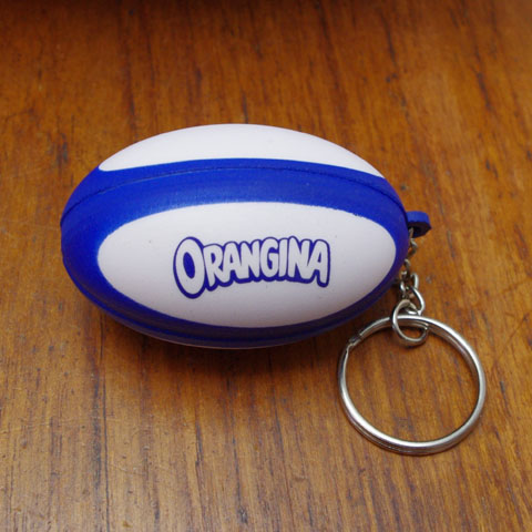 “ORANGINA”　キーホルダー（ラグビーボール）