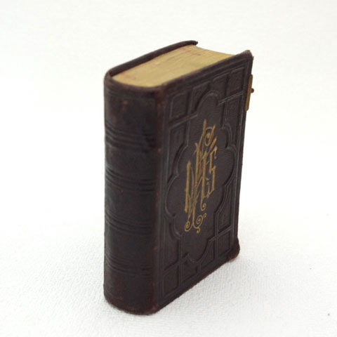 フランス アンティーク ミサ典礼書 《Paroissien Romain》 1885年出版