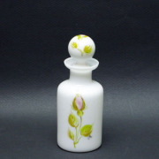 フランス ブロカント　　オパリンガラス瓶　　　　(小)