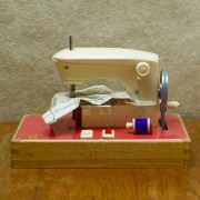フランス　ブロカント　玩具ミシン