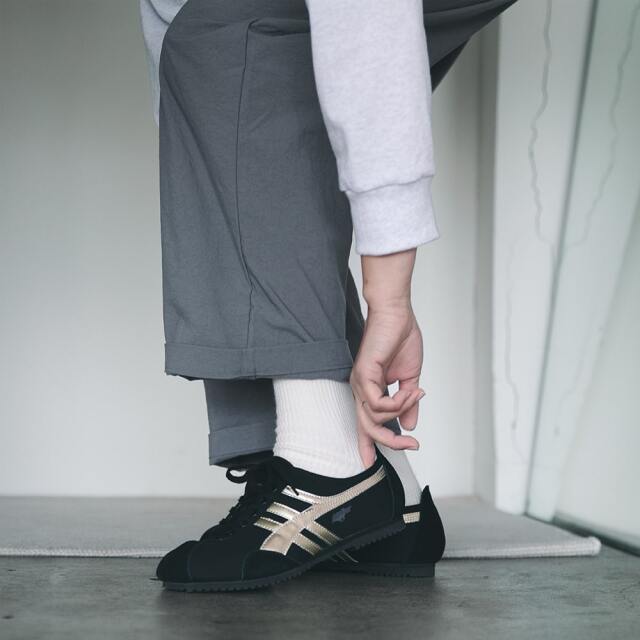 PANTHER DERA PTJ-0027 BLACK/GOLD