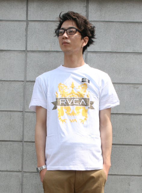 RVCA Wooden Crest Tシャツ