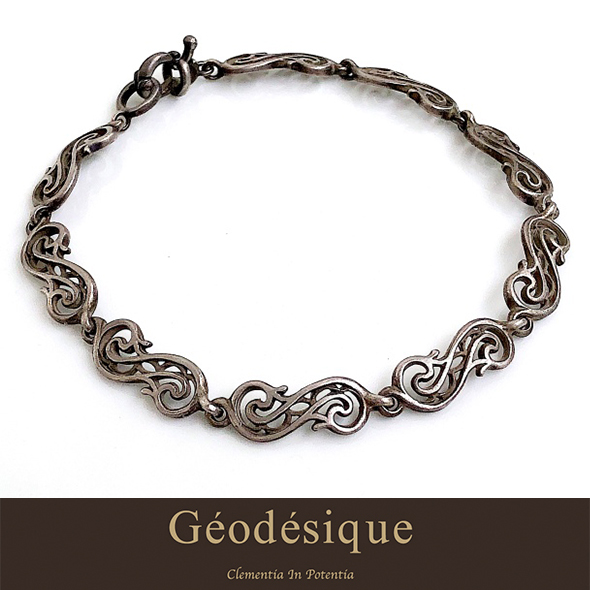 Geodesique ジィオデシック イルミナシオン ブレスレット