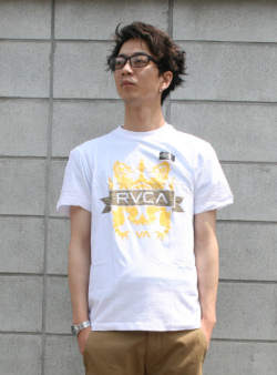 RVCA Wooden Crest Tシャツ