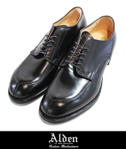 Alden/オールデンの日本未発売モデル プレーントゥ、Vチップを
