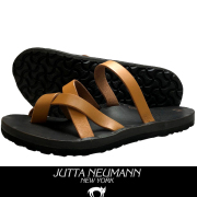 Jutta Neumann ユッタニューマン HELIOS+BIRK レザーサンダル TAN