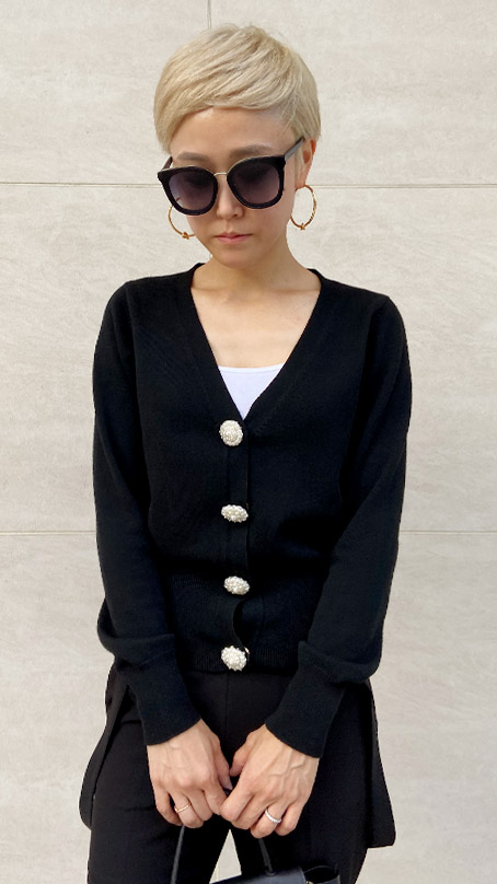 ウールミックスビッグボタンニット