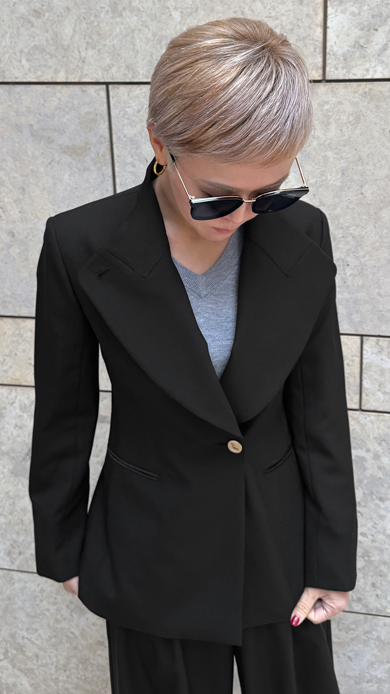 ２wayシルエットモダンジャケット（防シワ生地）