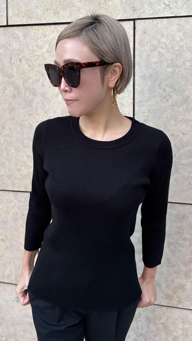 着痩せリブニット