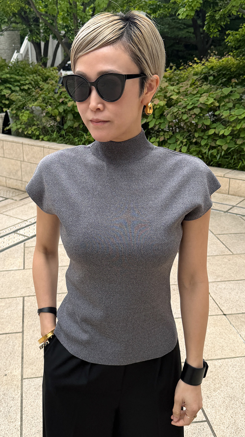 【再予約】ニットスタンドカラーノースリーブ【発送予定：8月中旬～下旬】