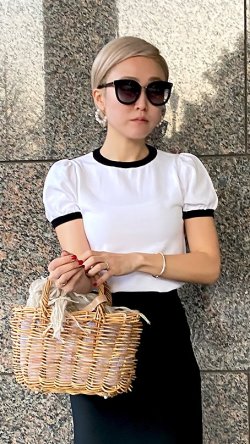 パフスリーブモノトーンサマーニット