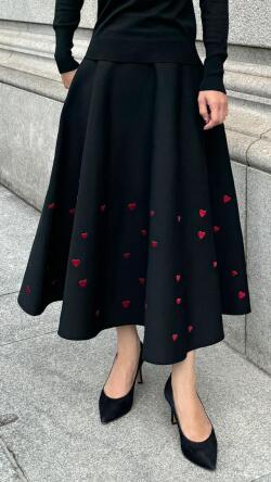 ハート刺繍ニットスカート