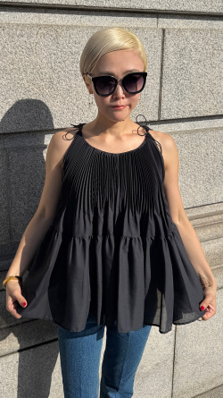 JENNE プリーツボリュームトップス