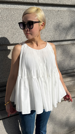 JENNE プリーツボリュームトップス