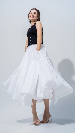 大人フレンチルックエアリースカート