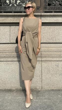 フロントタイワンピース