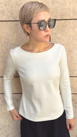 美バストライン裏起毛カットソー