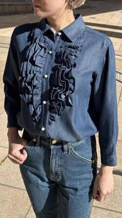 デニムパールボタンフリルシャツ