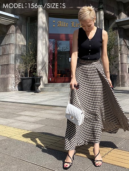 中古】FOXEY 24年製 Jeanne フレアスカート 絹 シルク ひざ丈 レース  