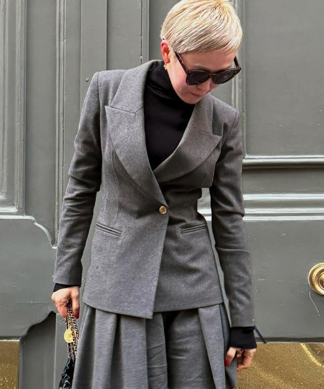 シャープカラージャケット｜JENNE(ジェンヌ)公式通販：パリジェンヌの