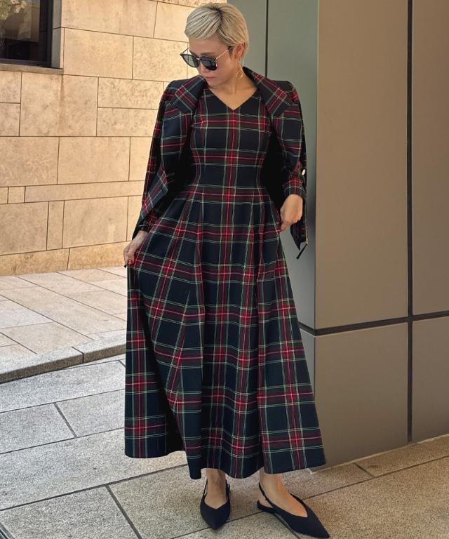 Vネックタータンチェックワンピース｜JENNE(ジェンヌ)公式通販：パリ