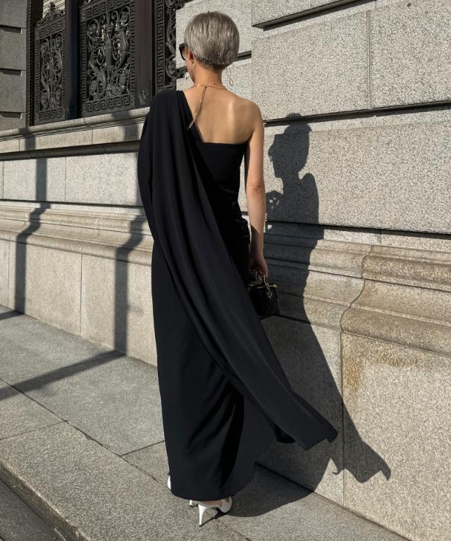 ドレープワンショルダーワンピース｜JENNE(ジェンヌ)公式通販：パリ  