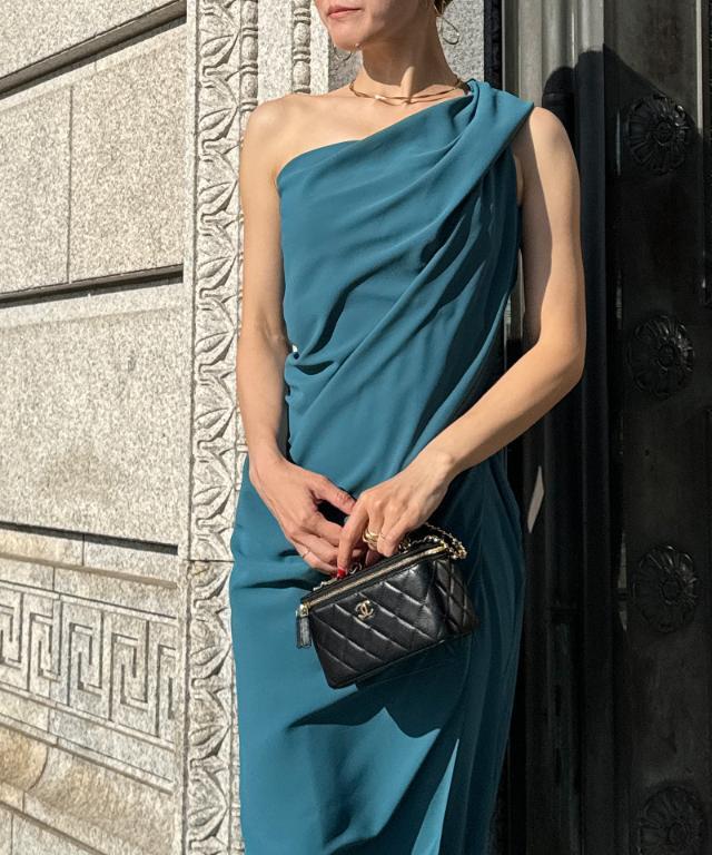 ドレープワンショルダーワンピース｜JENNE(ジェンヌ)公式通販：パリ  